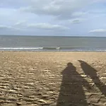 Beachfront Bliss With Parking * Middelkerke