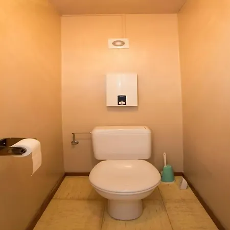 Beachfront Bliss With Parking *